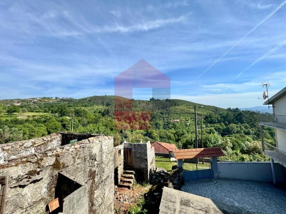 Moradia para Venda em Sande, Vilarinho, Barros e Gomide Foto 13