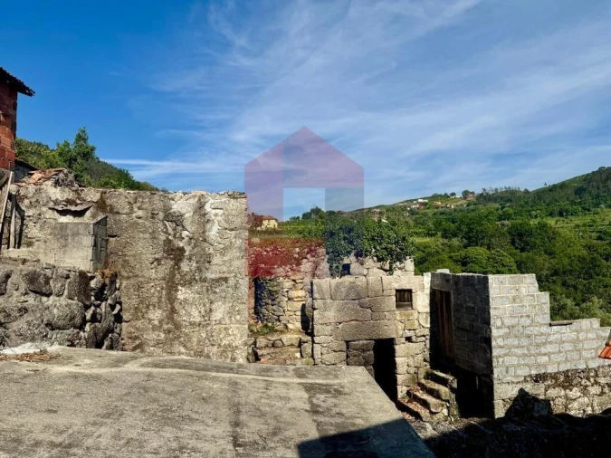 Moradia para Venda em Sande, Vilarinho, Barros e Gomide Foto 21