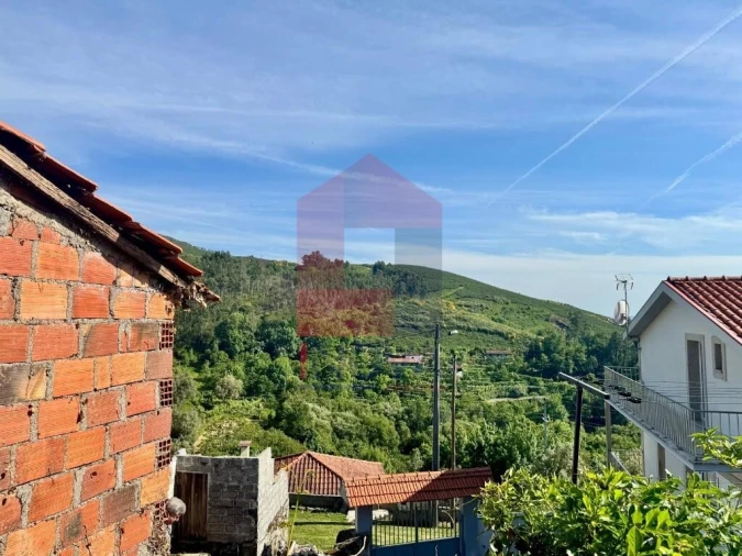 Moradia para Venda em Sande, Vilarinho, Barros e Gomide Foto 8