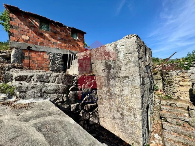 Moradia para Venda em Sande, Vilarinho, Barros e Gomide Foto 24