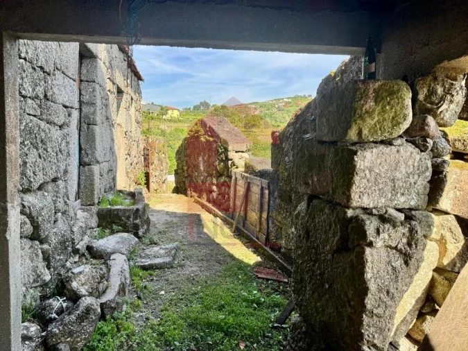 Moradia para Venda em Sande, Vilarinho, Barros e Gomide Foto 37