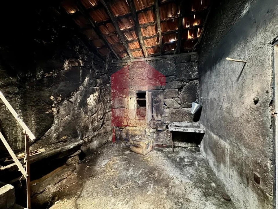 Moradia para Venda em Sande, Vilarinho, Barros e Gomide Foto 30