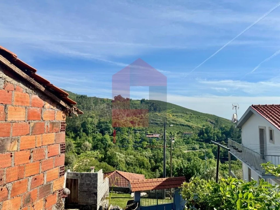 Moradia para Venda em Sande, Vilarinho, Barros e Gomide Foto 8