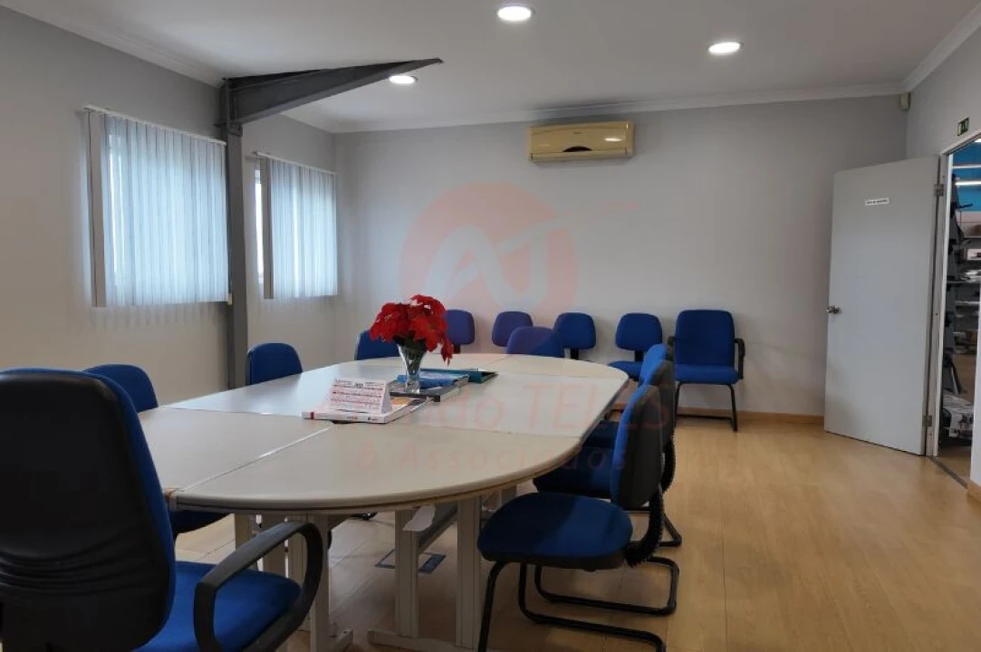 Armazém para Venda em Porto Judeu Foto 20