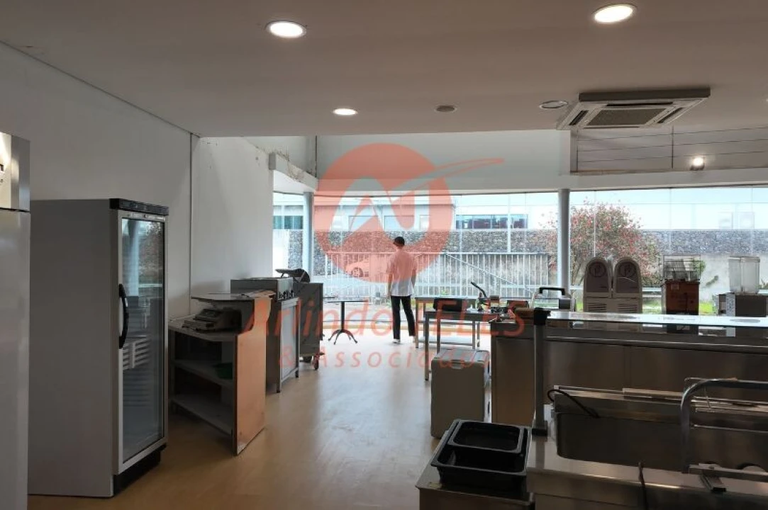 Armazém para Venda em Porto Judeu Foto 10