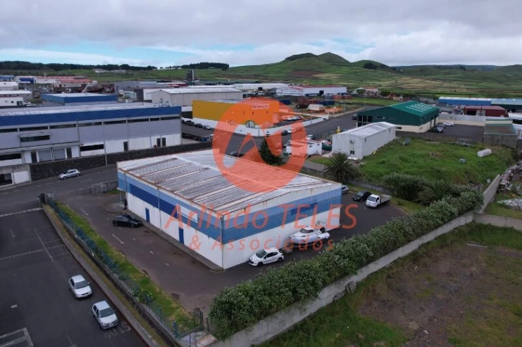 Armazém para Venda em Porto Judeu Foto 43