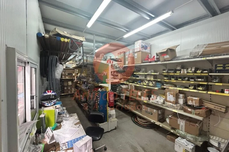 Armazém para Venda em Porto Judeu Foto 31