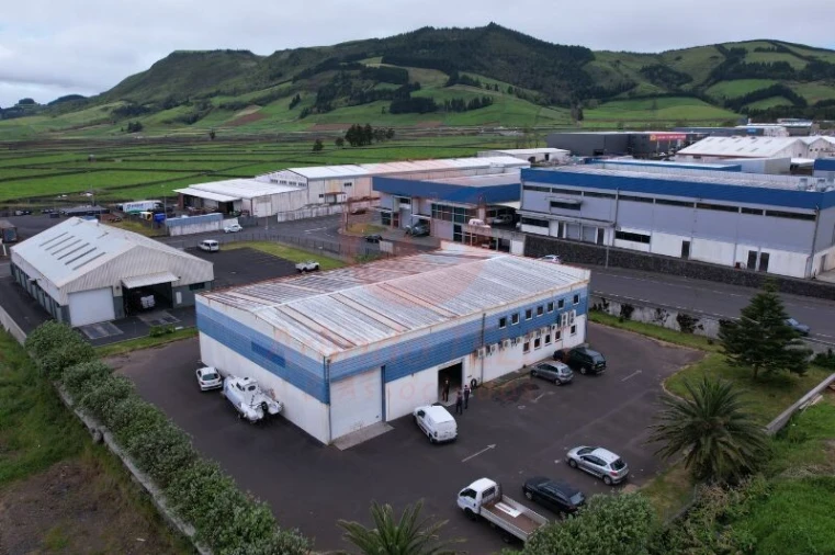 Armazém para Venda em Porto Judeu Foto 42