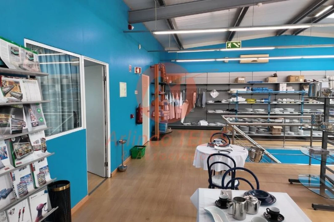 Armazém para Venda em Porto Judeu Foto 21