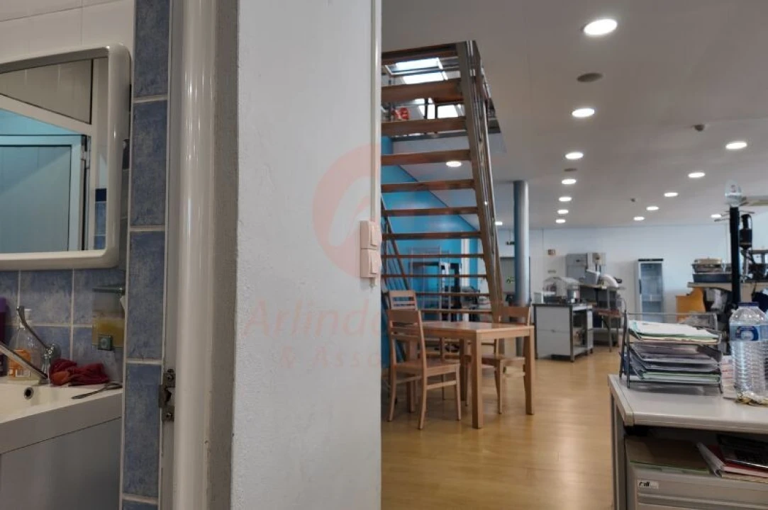 Armazém para Venda em Porto Judeu Foto 5