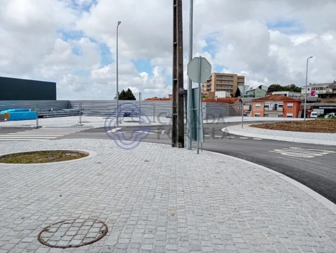 Moradia T4 para Venda em Pedrouços Foto 9