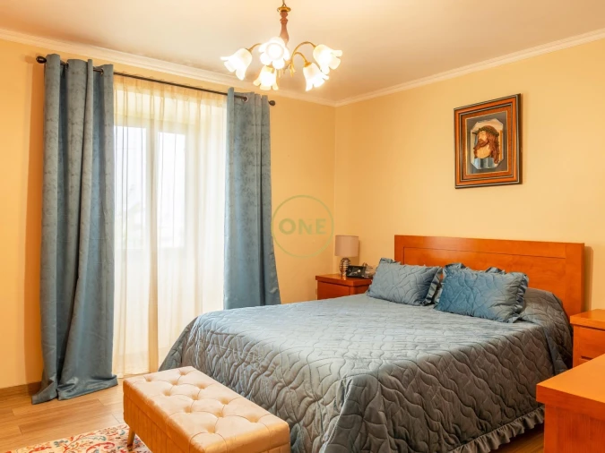 Moradia T4 para Venda em Santo Antonio Foto 8