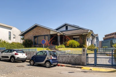 Moradia T4 para Venda em Gondomar (São Cosme), Valbom e Jovim