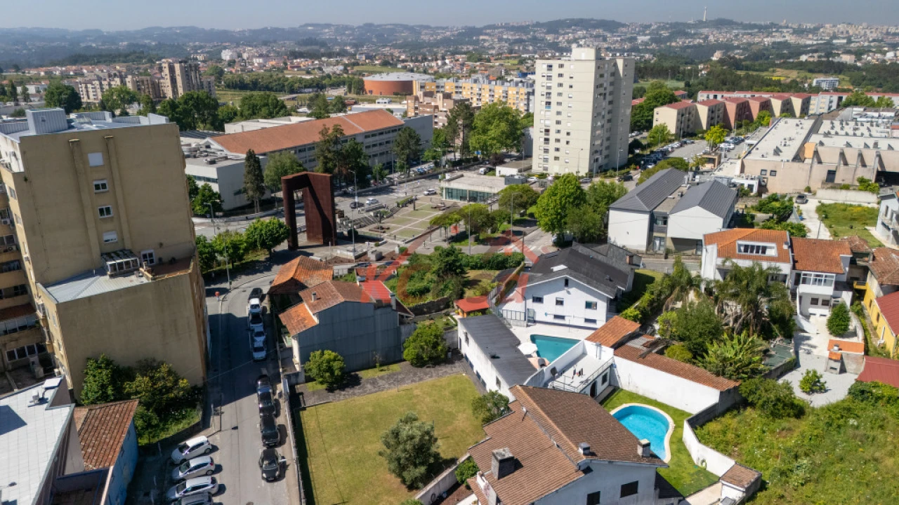 Moradia T4 para Venda em Gondomar (São Cosme), Valbom e Jovim Foto 69