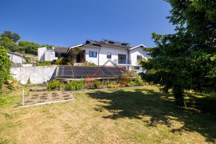 Moradia T4 para Venda em Gondomar (São Cosme), Valbom e Jovim Foto 44