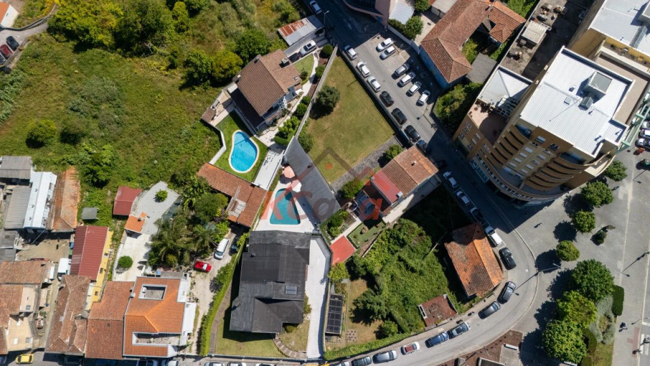 Moradia T4 para Venda em Gondomar (São Cosme), Valbom e Jovim Foto 65