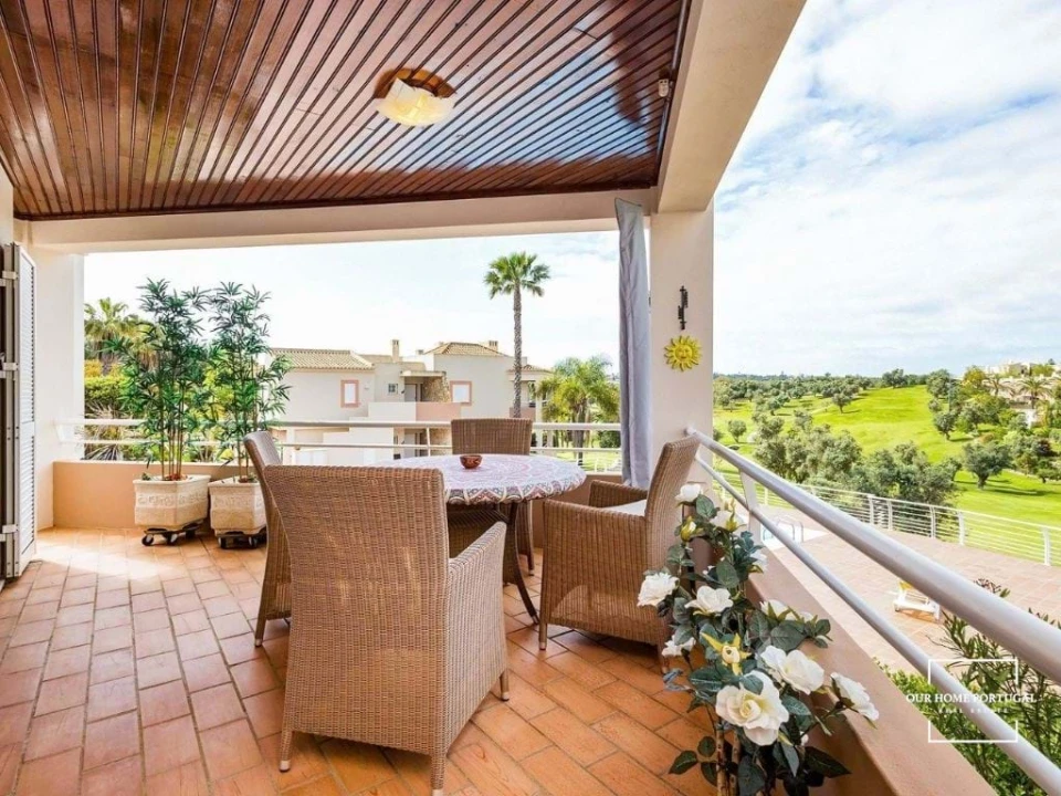 Apartamento T2 para Venda em Estômbar e Parchal Foto 12