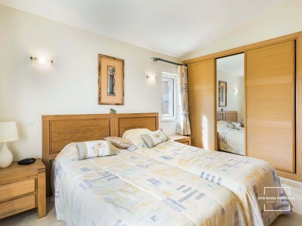 Apartamento T2 para Venda em Estômbar e Parchal Foto 6