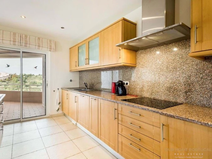 Apartamento T2 para Venda em Estômbar e Parchal Foto 5