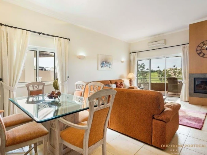 Apartamento T2 para Venda em Estômbar e Parchal Foto 1