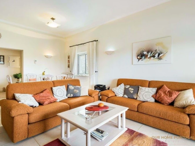 Apartamento T2 para Venda em Estômbar e Parchal Foto 3