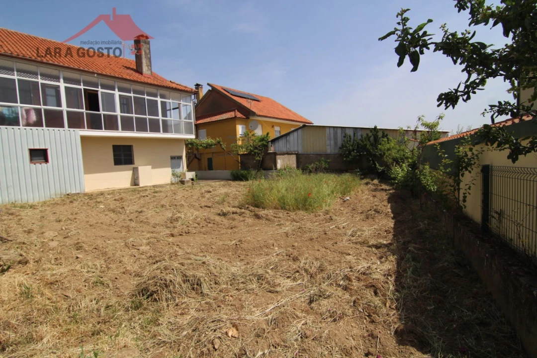 Moradia T3 para Venda em Vale da Porca Foto 5