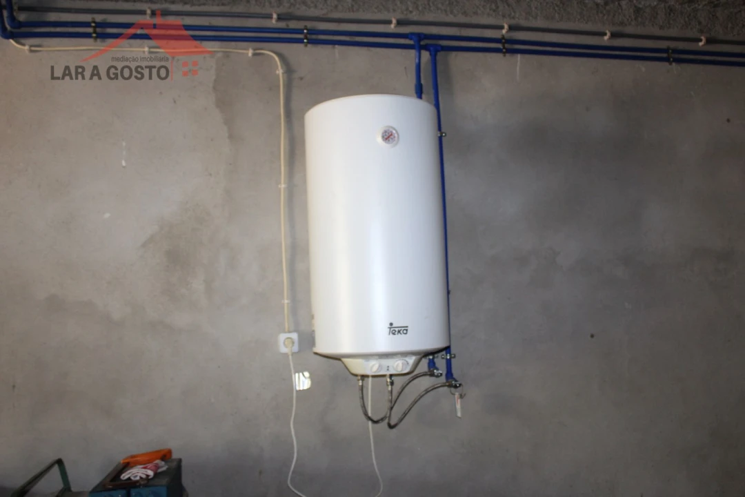 Moradia T3 para Venda em Vale da Porca Foto 10