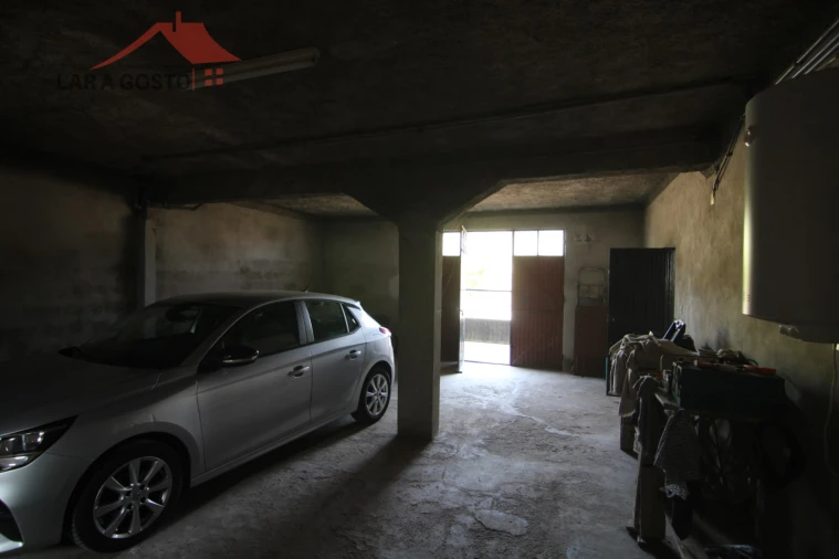 Moradia T3 para Venda em Vale da Porca Foto 9