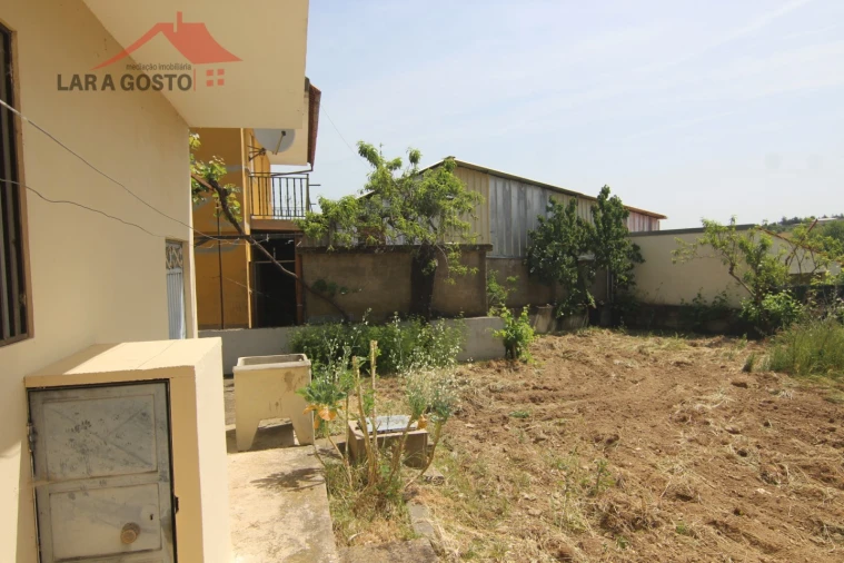 Moradia T3 para Venda em Vale da Porca Foto 33