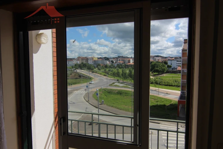 Apartamento T3 para Venda em Macedo de Cavaleiros Foto 2