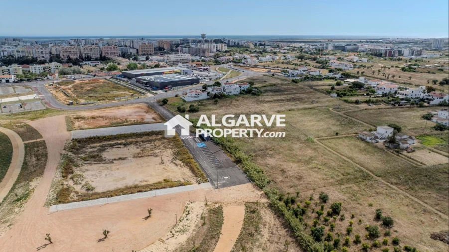 Terreno para Venda em Faro (Sé e São Pedro) Foto 12