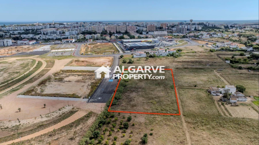 Terreno para Venda em Faro (Sé e São Pedro) Foto 3