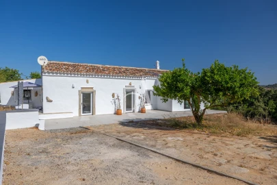 Moradia T3 para Venda em Faro (Sé e São Pedro)