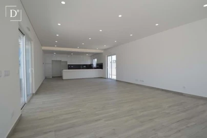 Moradia T4 para Venda em Castro Marim