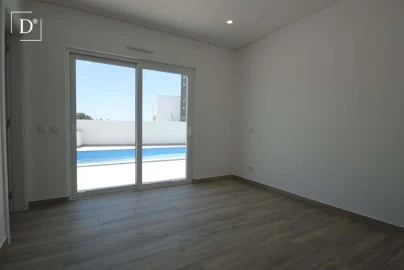 Moradia T4 para Venda em Castro Marim