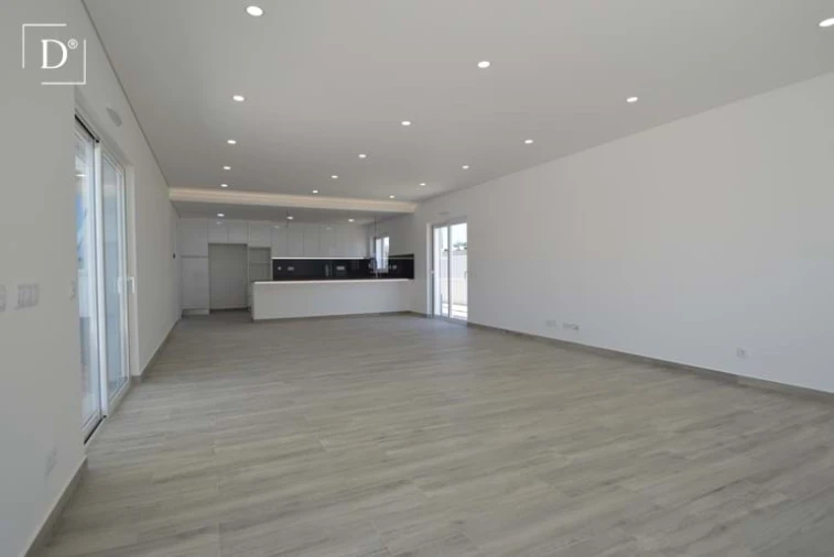Moradia T4 para Venda em Castro Marim Foto 5
