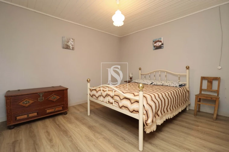 Moradia T3 para Venda em Santa Comba de Rossas Foto 6