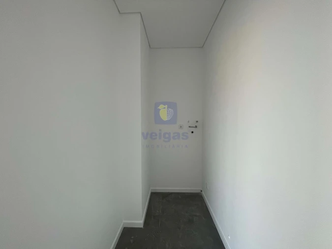 Negócio para Venda em Atouguia da Baleia Foto 13