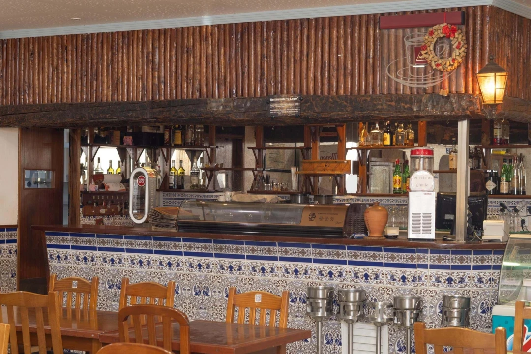 Negócio para Venda em Pechão Foto 25