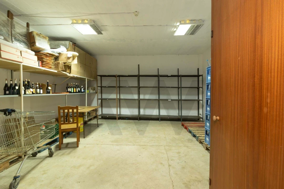 Negócio para Venda em Pechão Foto 57