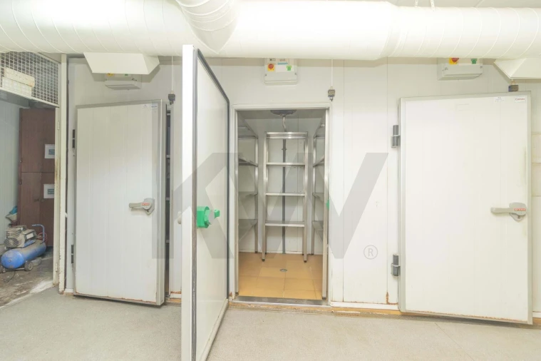 Negócio para Venda em Pechão Foto 53