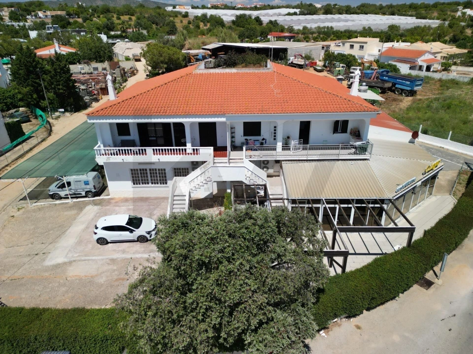 Negócio para Venda em Pechão Foto 5