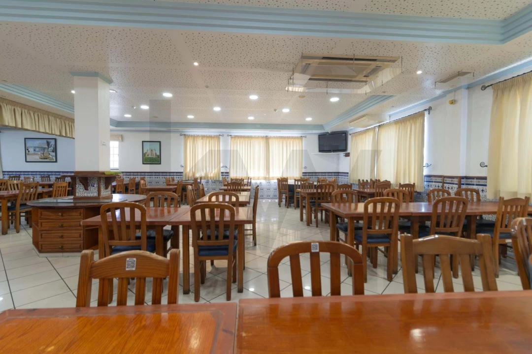 Negócio para Venda em Pechão Foto 12