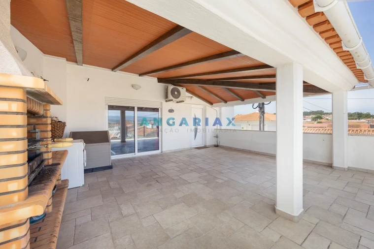 Apartamento T3 para Venda em Valado dos Frades Foto 29