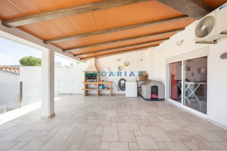 Apartamento T3 para Venda em Valado dos Frades Foto 26