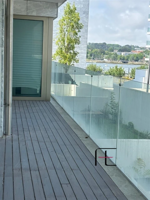 Apartamento T2 para Arrendamento em Canidelo