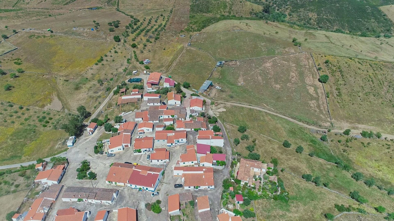 Moradia T2 para Venda em Espirito Santo Foto 15