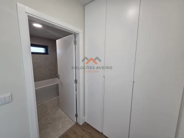 Moradia T4 para Venda em Aradas