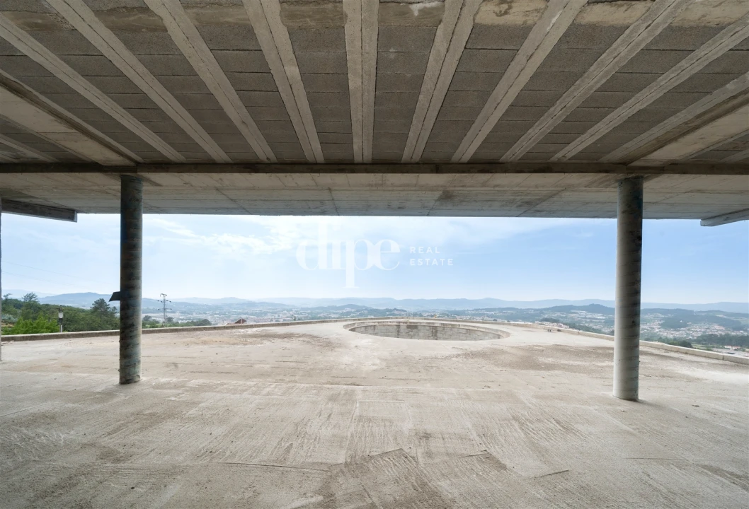 Moradia T3 para Venda em Mesão Frio Foto 2