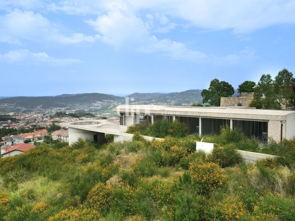 Moradia T3 para Venda em Mesão Frio Foto 23